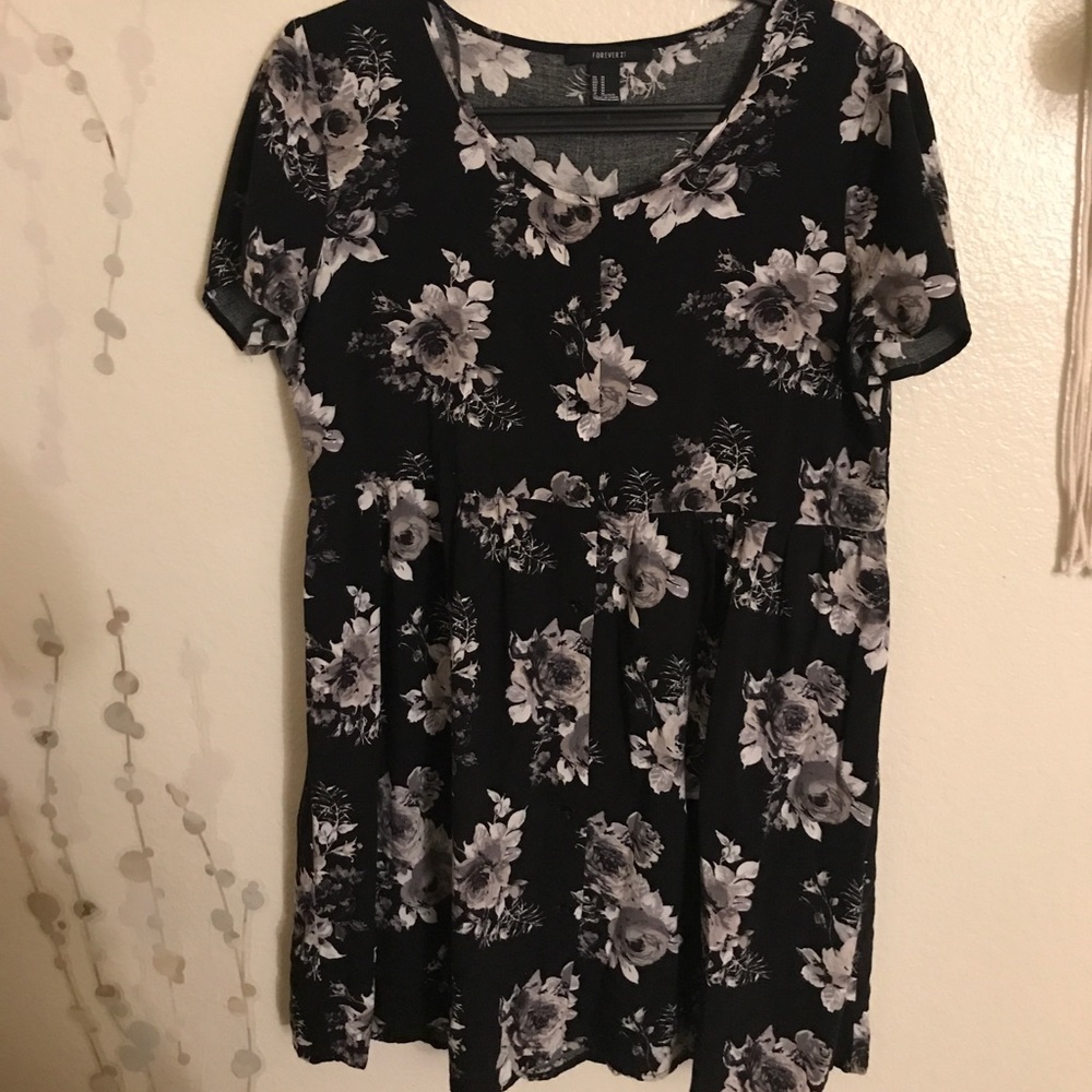 NWOT Floral ButtonDown Baby Doll Dress